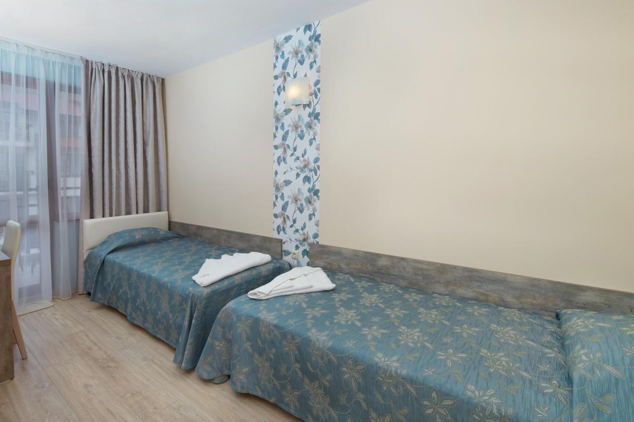Relax Holiday Complex & Spa Сонячний Берег Екстер'єр фото