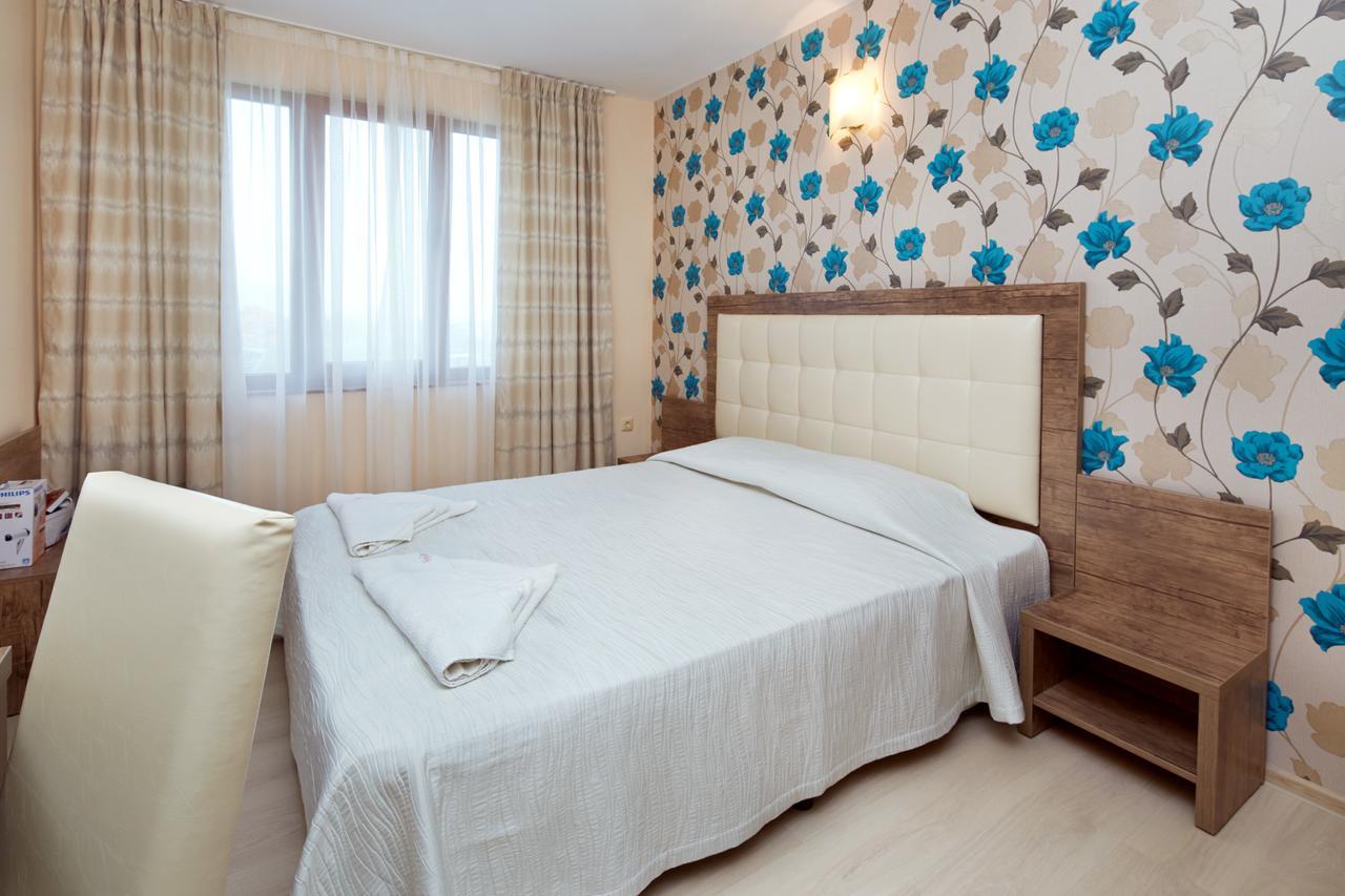 Relax Holiday Complex & Spa Сонячний Берег Екстер'єр фото