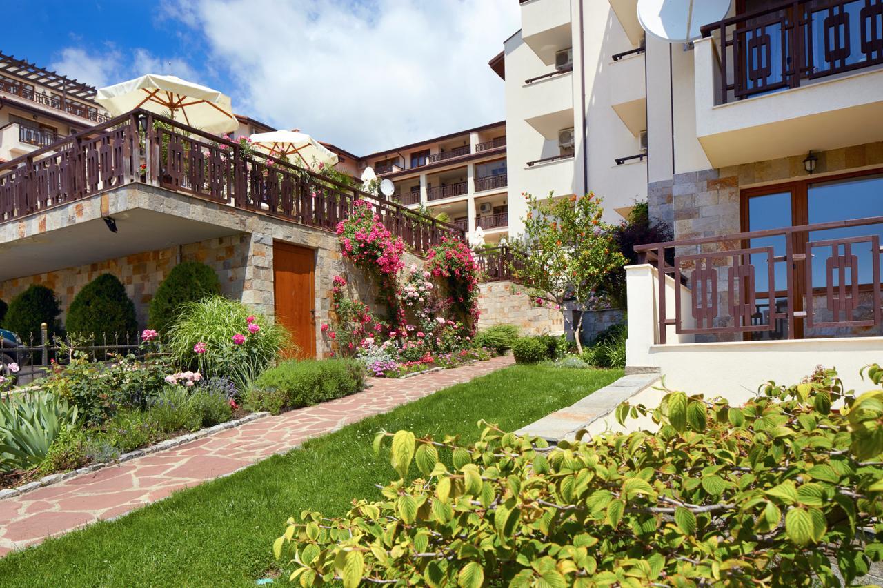 Relax Holiday Complex & Spa Сонячний Берег Екстер'єр фото